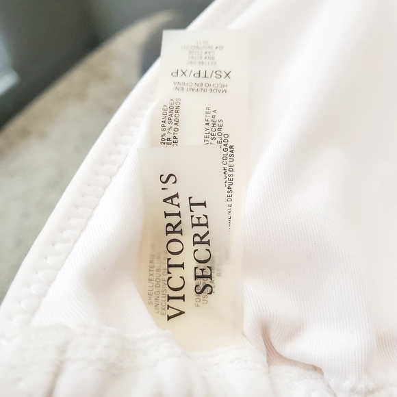 VICTORIA'S Secret | Pink Sequin Triangle Top - Picture 2 of 5